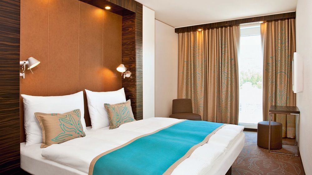 One Muenchen-campus Hotel 3*