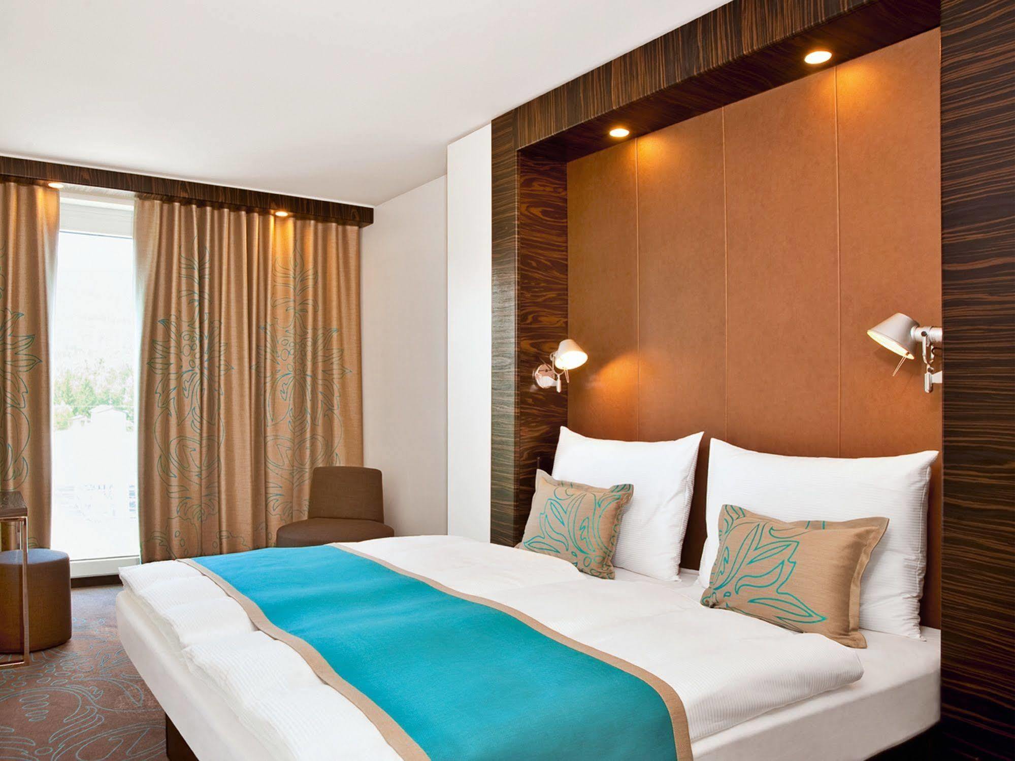 One Muenchen-campus Hotel Monaco di Baviera